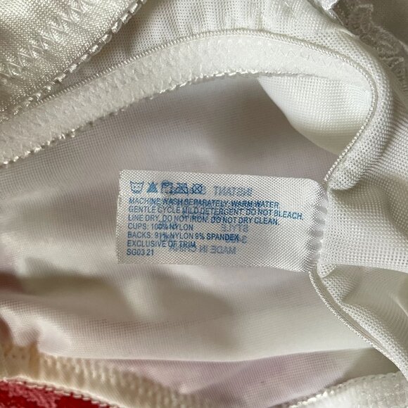 Dolce Vita Intimates White Instant Shaping Wireless Bodysuit 38D - Picture 5 of 6